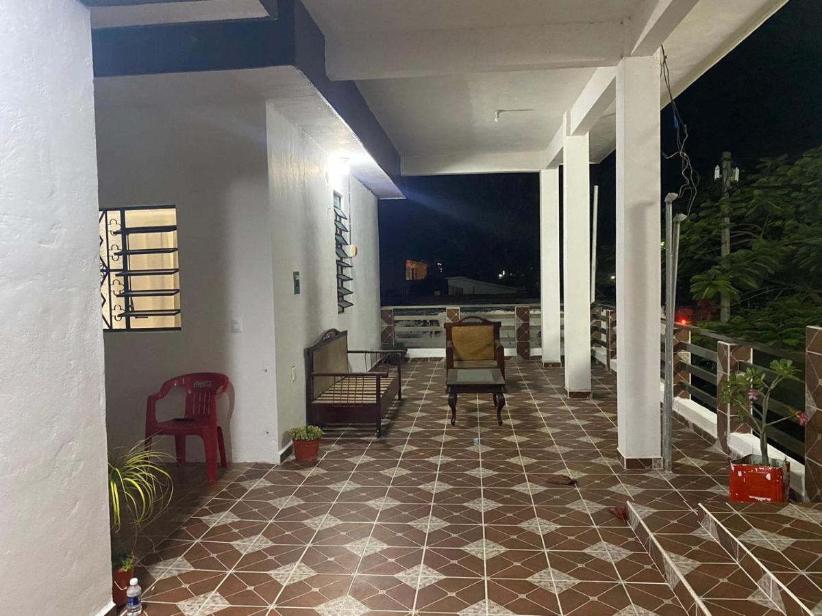 בקאלאר Hotel Villa Carmita מראה חיצוני תמונה