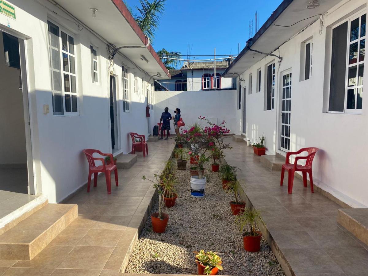 בקאלאר Hotel Villa Carmita מראה חיצוני תמונה