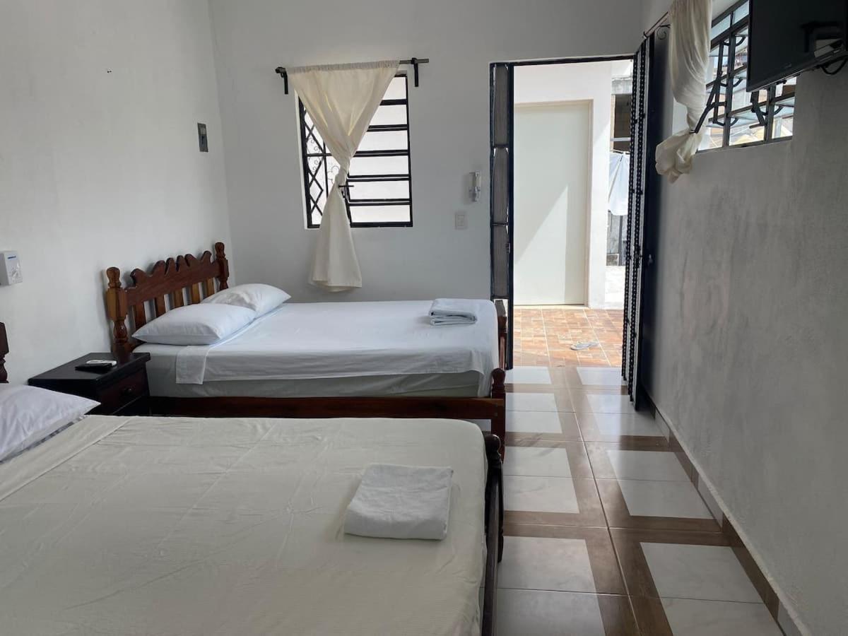 בקאלאר Hotel Villa Carmita מראה חיצוני תמונה